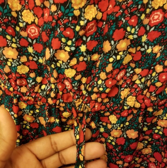 LC Long Sleeve Drawstring 2 Pocket dress - Picture 4 of 7